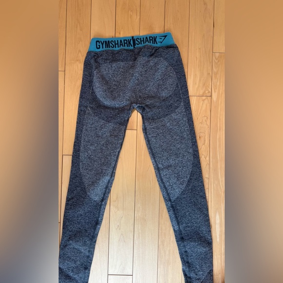 Gym shark activewear moulding tights in grey - Picture 3 of 3